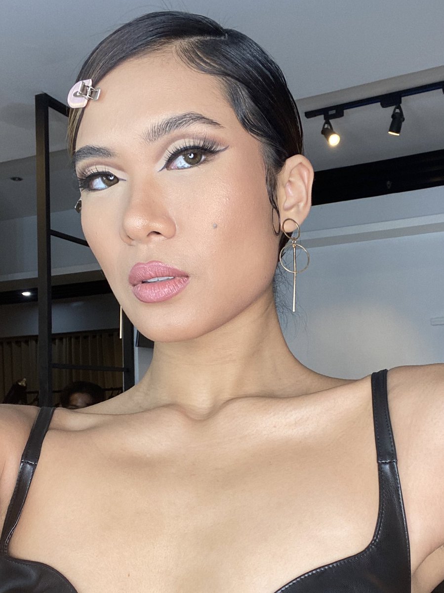 🖤