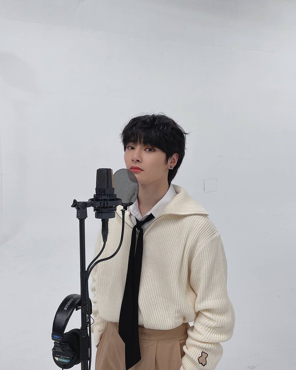 Elli__sta's tweet photo. Happy Birthday I.N❤😘May all your dreams come true💥🎶🎉✨❤❤
#이엔이_미소가_세상을_밝힌날
#MelodicVoiceINDay
#HappyINDay
@Stray_Kids https://t.co/9ld8moIt2F