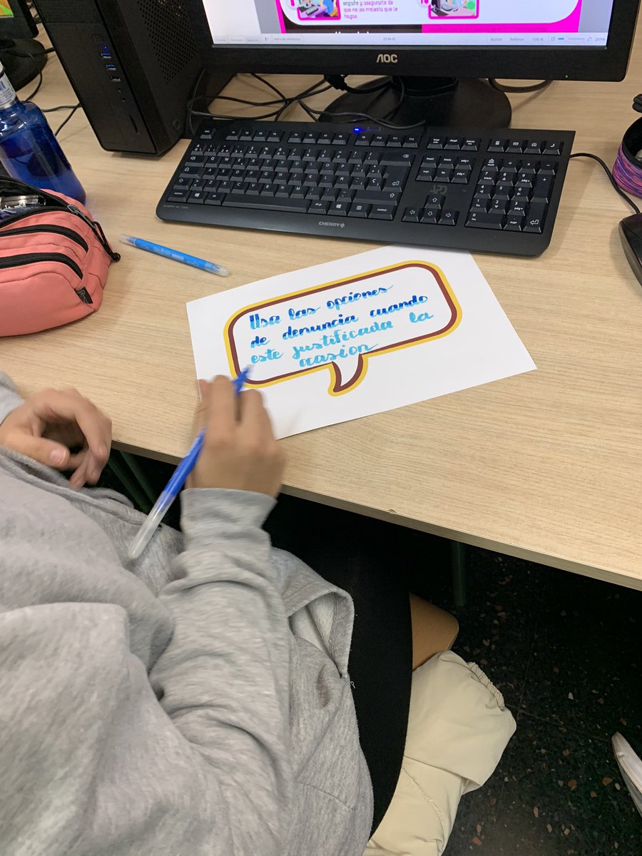 iespuzol's tweet photo. #PlayYourPart @safeinternetday @is4k @GVAeducacio https://t.co/beROKqxGlz