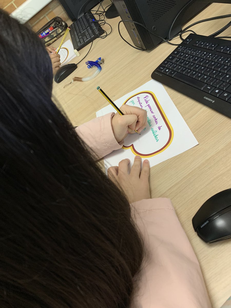iespuzol's tweet photo. #PlayYourPart @safeinternetday @is4k @GVAeducacio https://t.co/beROKqxGlz