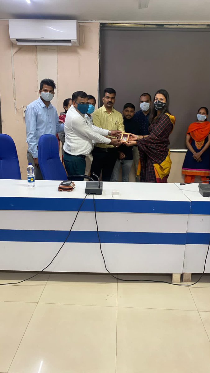 SdmDabhoi's tweet photo. Adieu to my first place of posting: Dabhoi. It will always remain special because of my most wonderful team, its people and the guidance of all my seniors. Will be joining as Director, GEDA in Gandhinagar. https://t.co/jMtreLHc4e