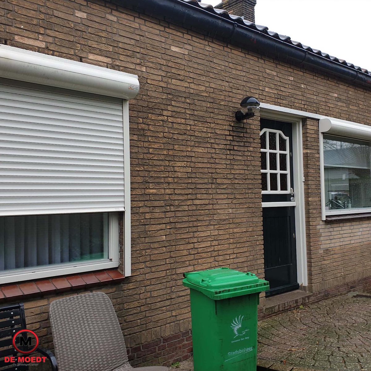 DeMoedtGevels's tweet photo. Deze vrijstaande woning aan de Tomatenlaan in Den Haag volledig gereinigd, het verschil met de oude situatie is goed te zien, een geslaagd project!

#demoedtgevelspecialist #demoedt #gevelspecialist #gevelreiniging #gevelrestauratie #voegwerken #stoomcleanen #naaldwijk #westland https://t.co/v3SS50V4kW
