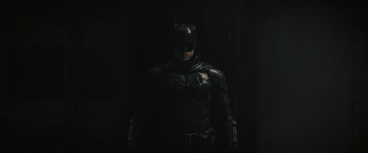 DCComicsARG's tweet photo. ¡MIEDO EN LA CIUDAD!

“Hay una escena en la que está golpeando a todos en la plataforma del tren, y me encanta que haya una parte del guión en la que el tipo al que está salvando también dice: ¡Ahh! ¡Es peor!”. 

- Robert Pattinson sobre #TheBatman para @GQMagazine https://t.co/u2RkOGybH3