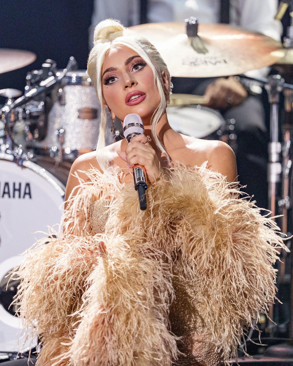 Gagacharts_'s tweet photo. Today we need to remember, that you can´t predict awards. Yes, @ladygaga was one of the clear frontrunners for a "Best Actress" nomination, so it´s surprising that she didn´t get nominated.

But we still can look forward for BAFTA´s and 6 Grammy nominations for "Love For Sale" https://t.co/EUvf78V1Fe