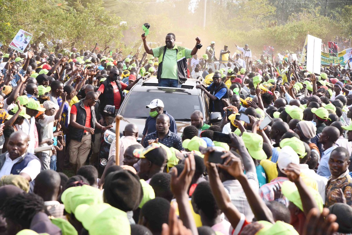 WilliamsRuto's tweet photo. Our challeges are beatable. Together we will triumph. Nabongo Grounds, Mumias, Kakamega County. https://t.co/ROMO8xXAFy