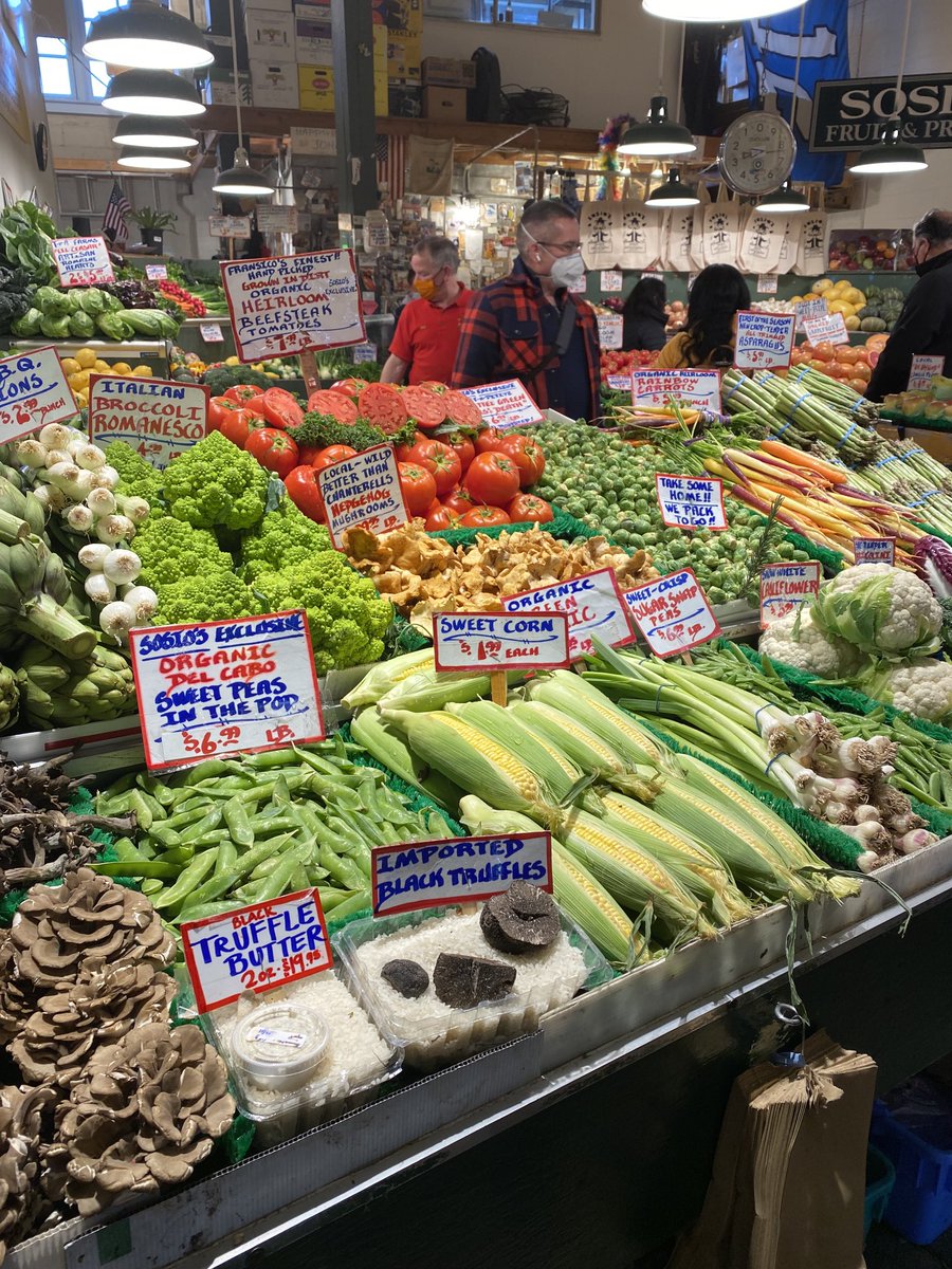 ros_harvey's tweet photo. Amazing produce of #washingtonstate.
Exciting to be working with growers here ⁦@theyield⁩ https://t.co/vMFZesGDlu