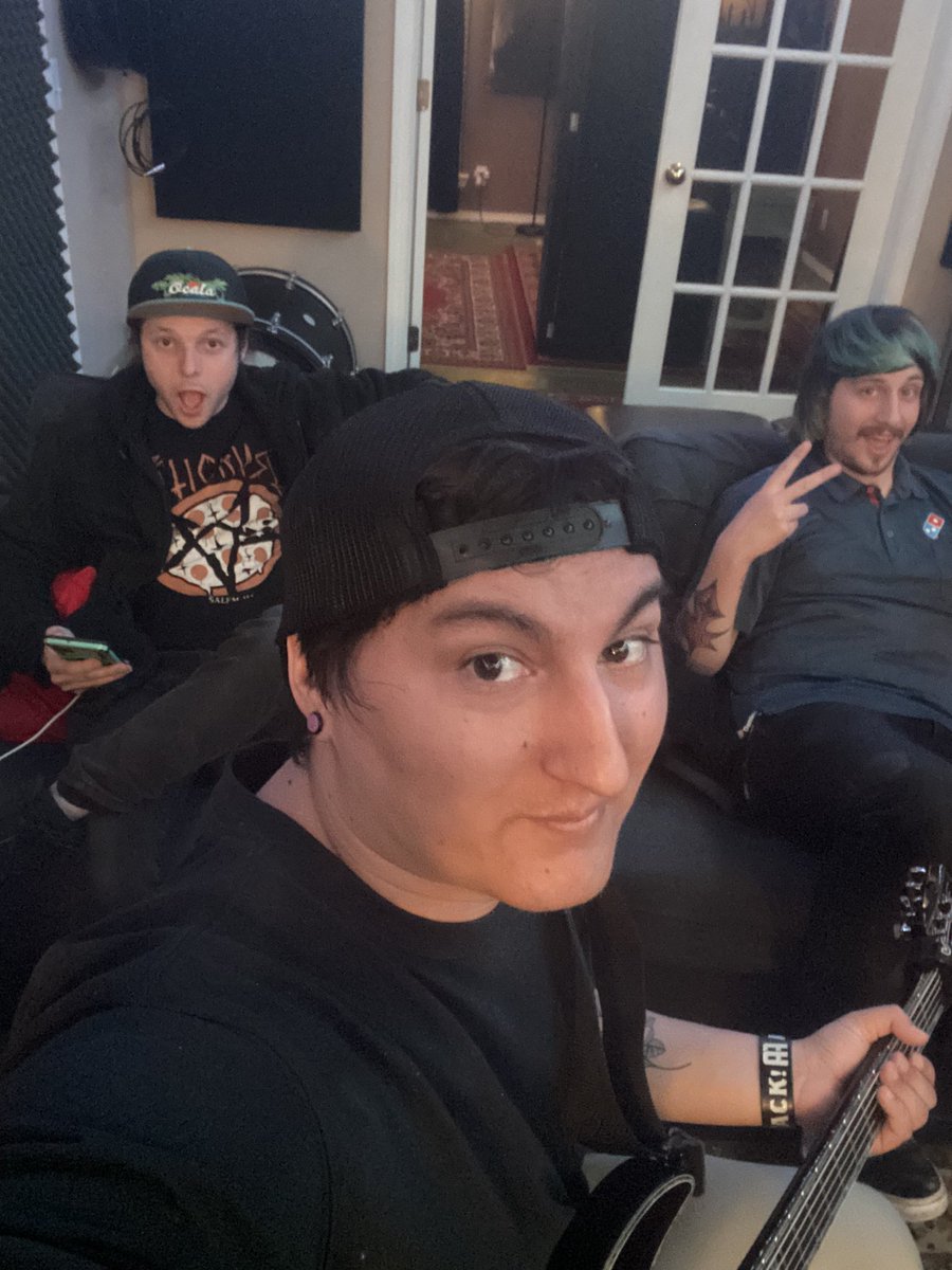 Second Glance tweet media