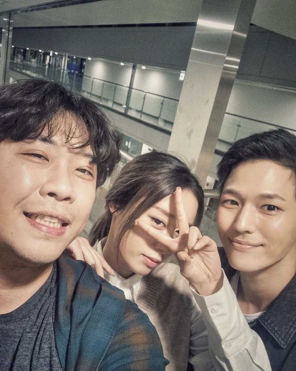 220208 영화 강남 타배우 인별 속 지연이♡
막촬 얼마 안남았나봐 화이팅👊👏

#지연 #JIYEON