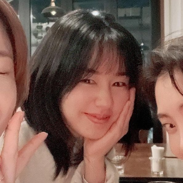 020822

Reposted from mido_ring on Instagram

"Yulje Hospital staff meeting"

#AhnEunJin #안은진 #HospitalPlaylistS2