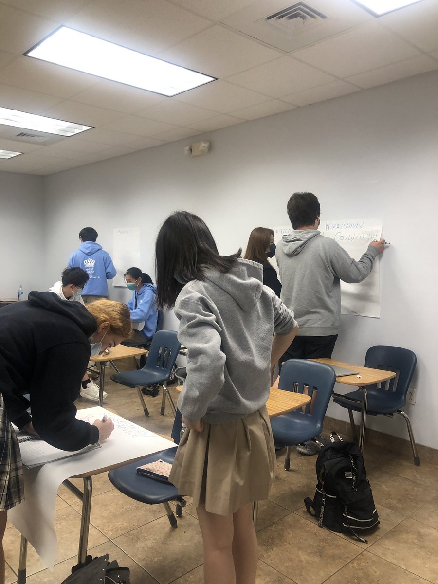 LaraMLavery's tweet photo. Teamwork makes the dream work! Learning how modals express different situations 👍 @NBPSEagles #esolrocks #reptheprep https://t.co/YowpyGgi03