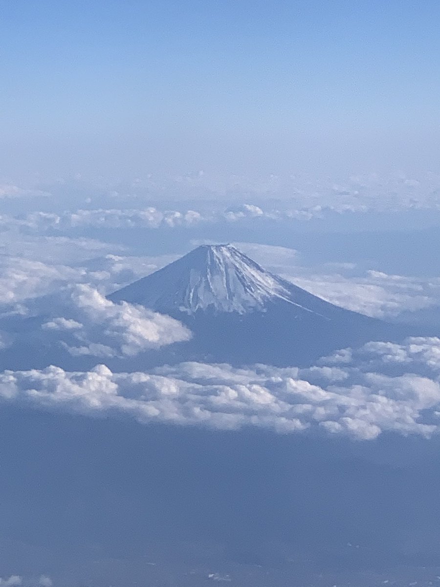pip752's tweet photo. 富士山🗻よく見えた😆 https://t.co/gwEBggvoCU