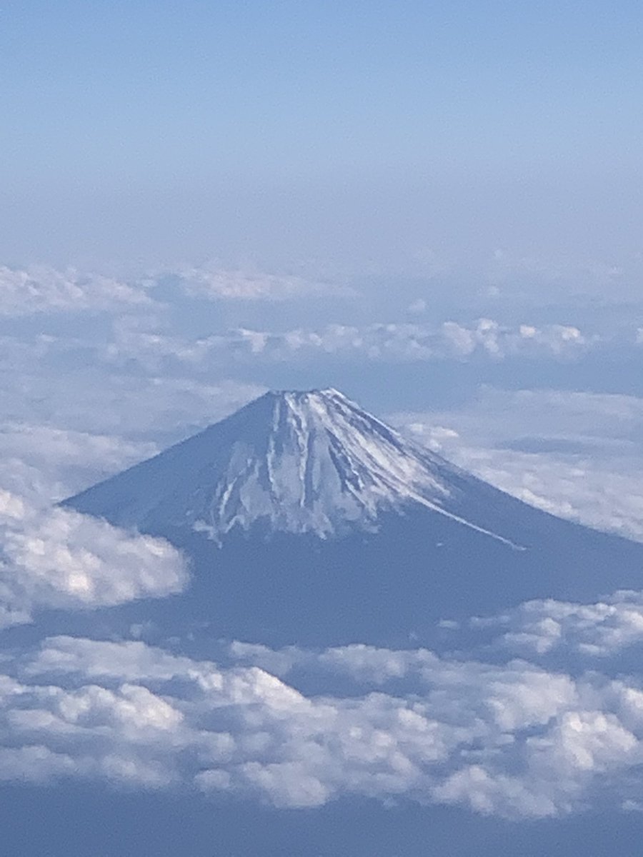 pip752's tweet photo. 富士山🗻よく見えた😆 https://t.co/gwEBggvoCU