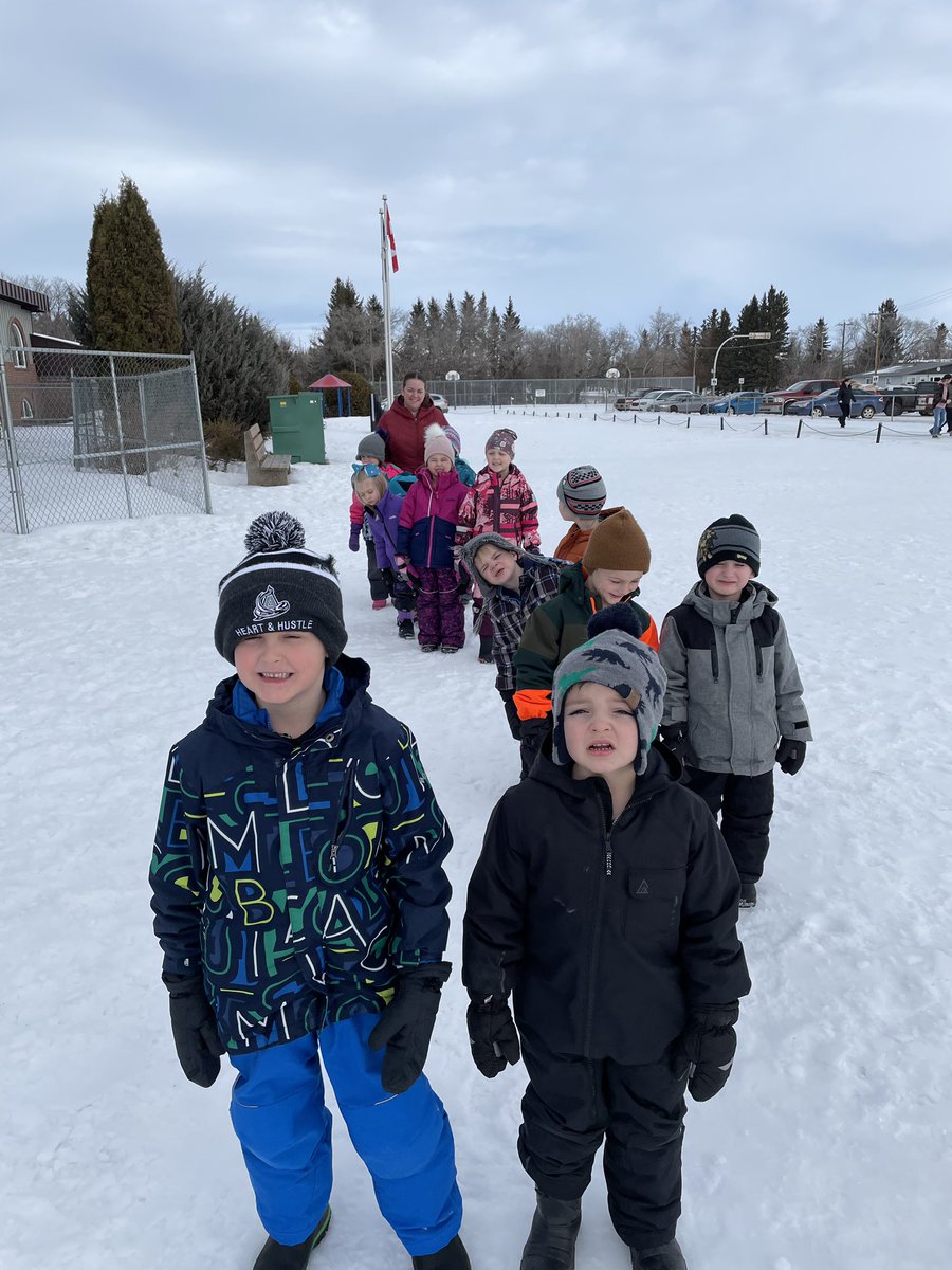 EdgertonSchool's tweet photo. EPS K-12 students participated in the Annual Winter Walk yesterday. (was supposed to be Feb. 2nd — but the weather did not cooperate!) It was a beautiful day for the walk, the fresh air was enjoyed, as was the hot chocolate when all students returned! #strivingandsucceeding 🦅💛 https://t.co/jHGEFie4ex