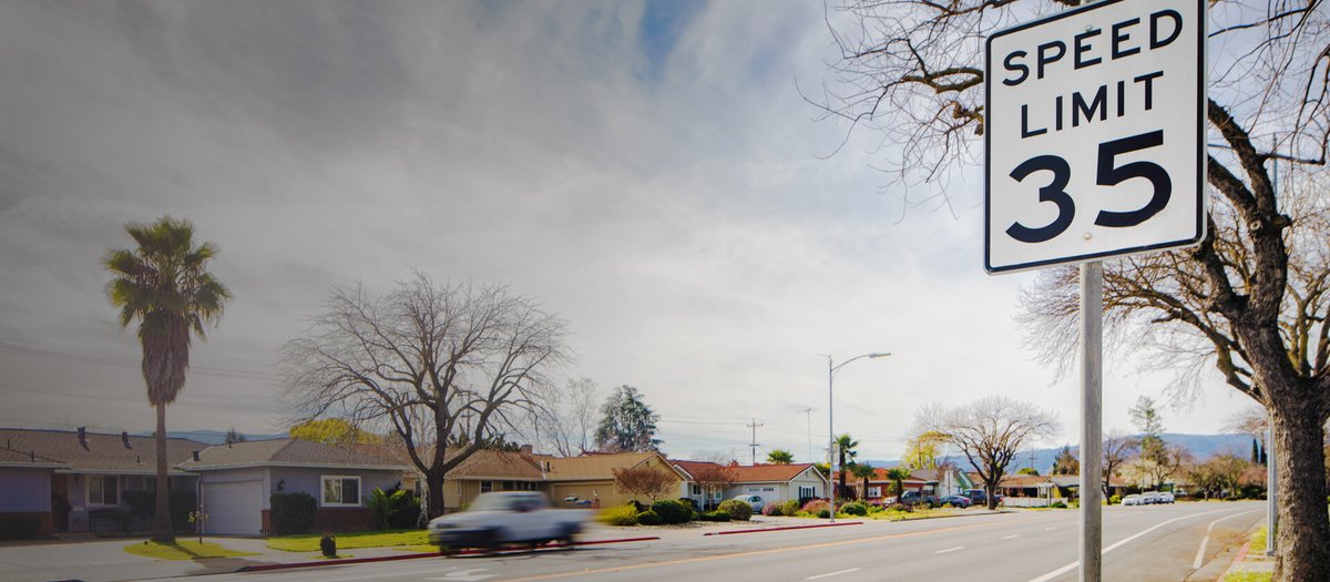 magellandashcam's tweet photo. #WinterDrivingTip: Speed limits save lives. Be mindful of #speedlimit signs, especially in windy, rainy or icy weather.
Did you know #Mioโs #SmartAlert feature warns drivers about #trafficcameras according to their driving #speed & distance? Learn more at https://t.co/VYMC6YQlgI https://t.co/5poqlI7WBH