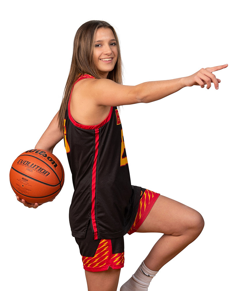 BHS_GirlsBsktbl's tweet photo. Next, we honor Senior Alyssa Sarik.  Alyssa has played basketball at BHS all four years.  To Alyssa, "Being a Bulldog means being part of a Family.  Any challenges that occur, we always have each other's back no matter what comes our way."
Congrats Alyssa! https://t.co/ewBxYWmCyc