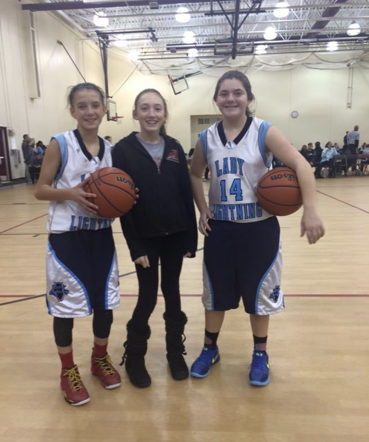 BHS_GirlsBsktbl's tweet photo. Next, we honor Senior Alyssa Sarik.  Alyssa has played basketball at BHS all four years.  To Alyssa, "Being a Bulldog means being part of a Family.  Any challenges that occur, we always have each other's back no matter what comes our way."
Congrats Alyssa! https://t.co/ewBxYWmCyc