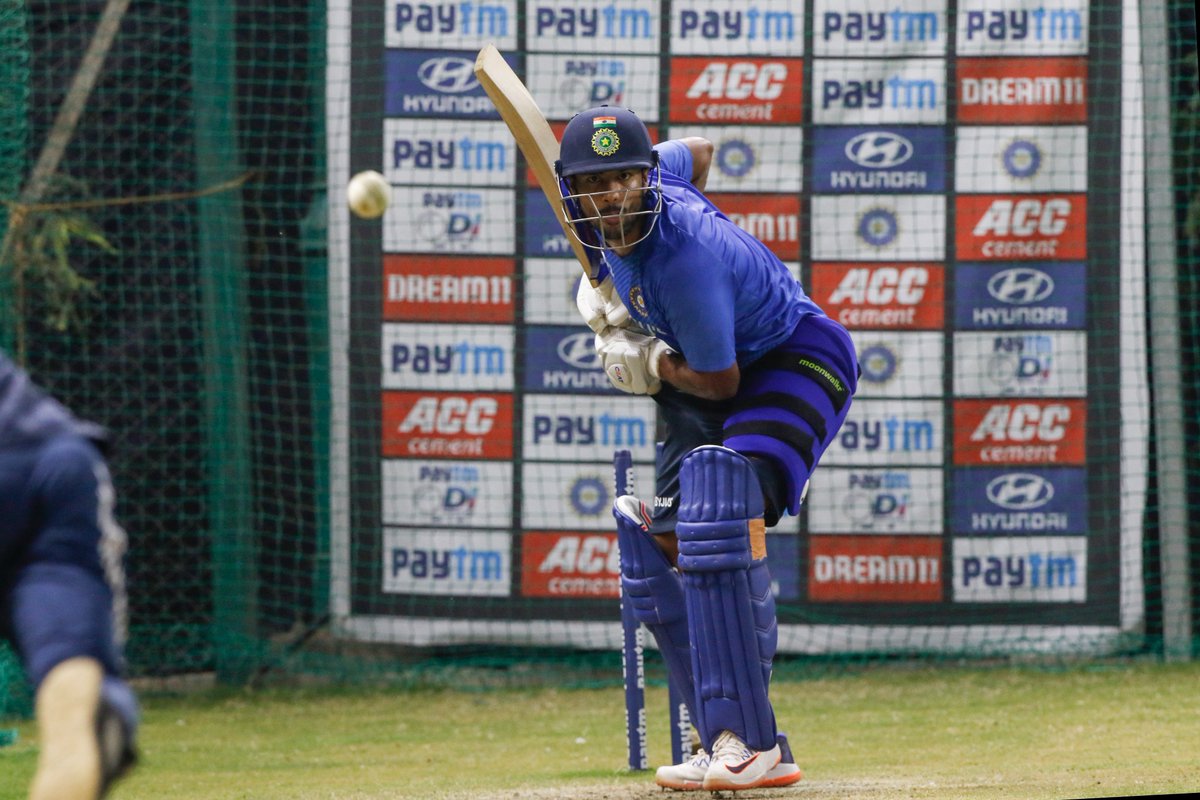 BCCI's tweet photo. 𝙄𝙣 𝙩𝙝𝙚 𝙕𝙊𝙉𝙀 &amp; 𝙍𝙖𝙧𝙞𝙣𝙜 𝙩𝙤 𝙂𝙊!👌 ⚡️

#TeamIndia gear up for the 2⃣nd ODI against West Indies. 👍 👍

#INDvWI | @Paytm https://t.co/52D3kv1XJp