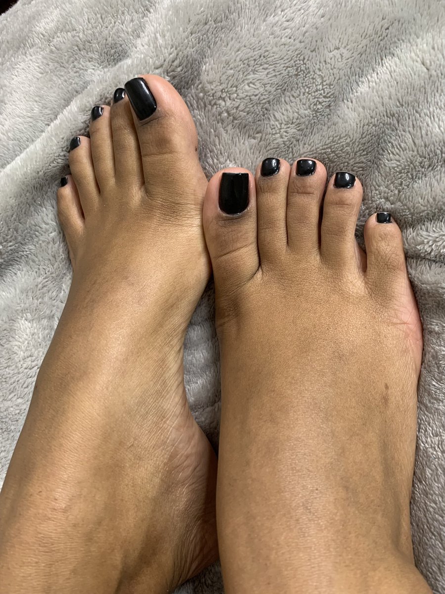 SweetFeet2292's tweet photo. Subscribe to my Patreon for more 🖤 https://t.co/nnXsPMEyE6 #patreon #feet #feetpics #footfetish #sexy https://t.co/dDR17wDotn