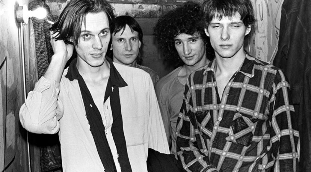 Television marquee moon 1977. Television rock band. Television группа. Television band 1977. Television группа.