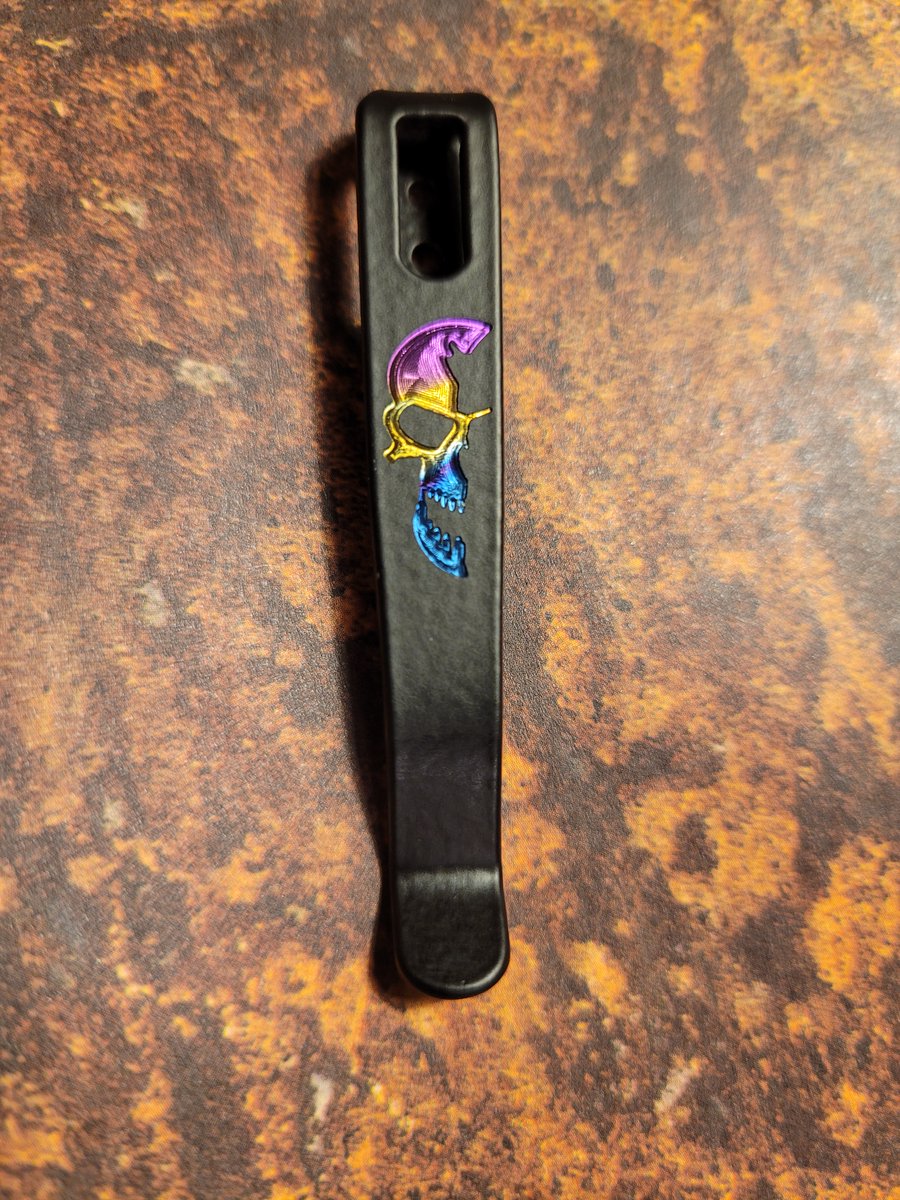 popscustomclips's tweet photo. @NFTShillBoss Please look at my collection called "10 Years in Titanium".  https://t.co/NiDC1auYME  A photo record of my 10-year self-taught journey creating knife-art with titanium pocket clips.  $3K+ unlockable content. Artist story at https://t.co/BpRJwuXy6N https://t.co/QEVn5nwMyr