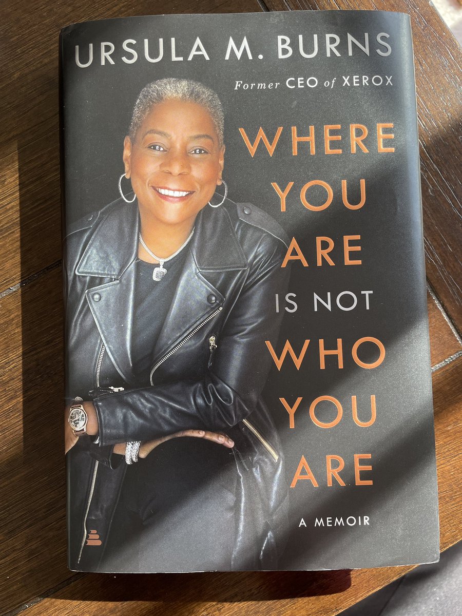 tiyanabeachum's tweet photo. Fuel Your Mind Tuesday. Finished this bad boy in 1 day! Gifted by @cbs4real! #staywoke #dreaminblack #bhm #equalityweek @theeastregion @SoutheastStates https://t.co/hQjeWb1bVt