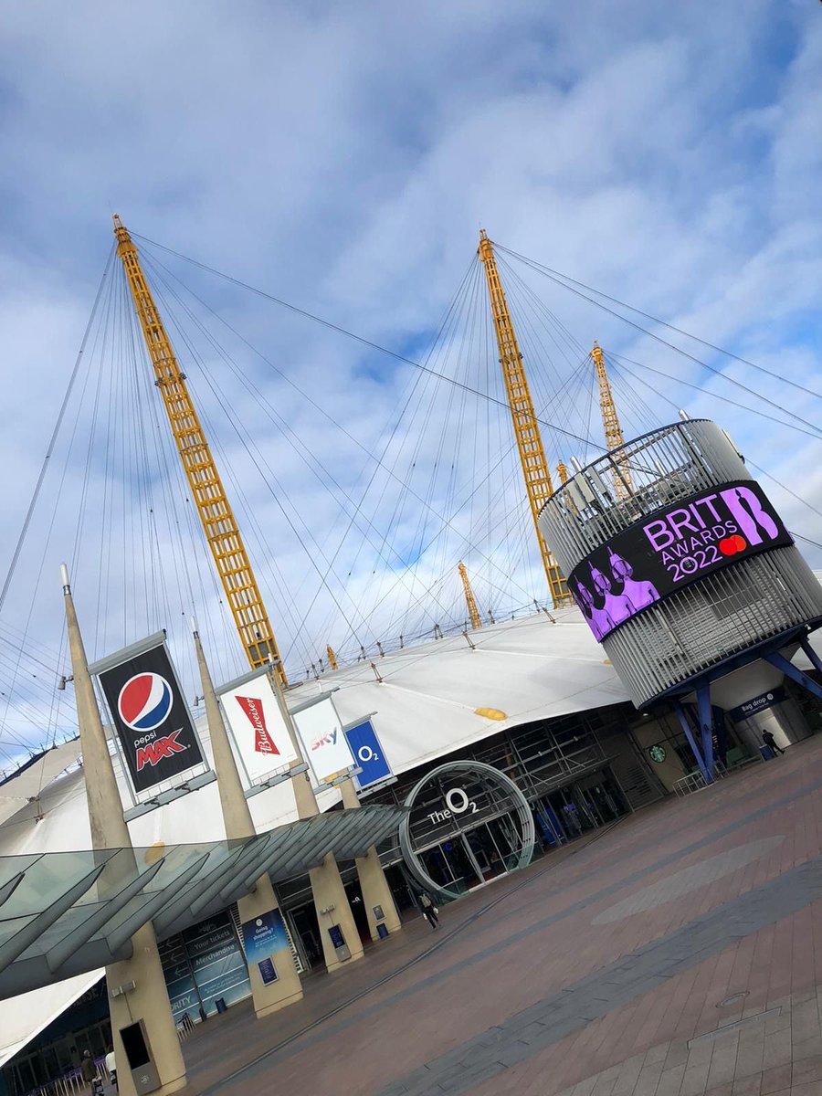 The countdown is ON! 🤩 we can’t wait for the 2022 Brit Awards 🎤🎼👯‍♀️ best of luck to all our angels, needless to say you’re going to do a fab job 💫
Don’t forget to tag us @annsavva, we love seeing your pics!

#BRITs #TheBRITAwards #TheO2 #O2ArenaLondon #eventprofsuk #eventstaff