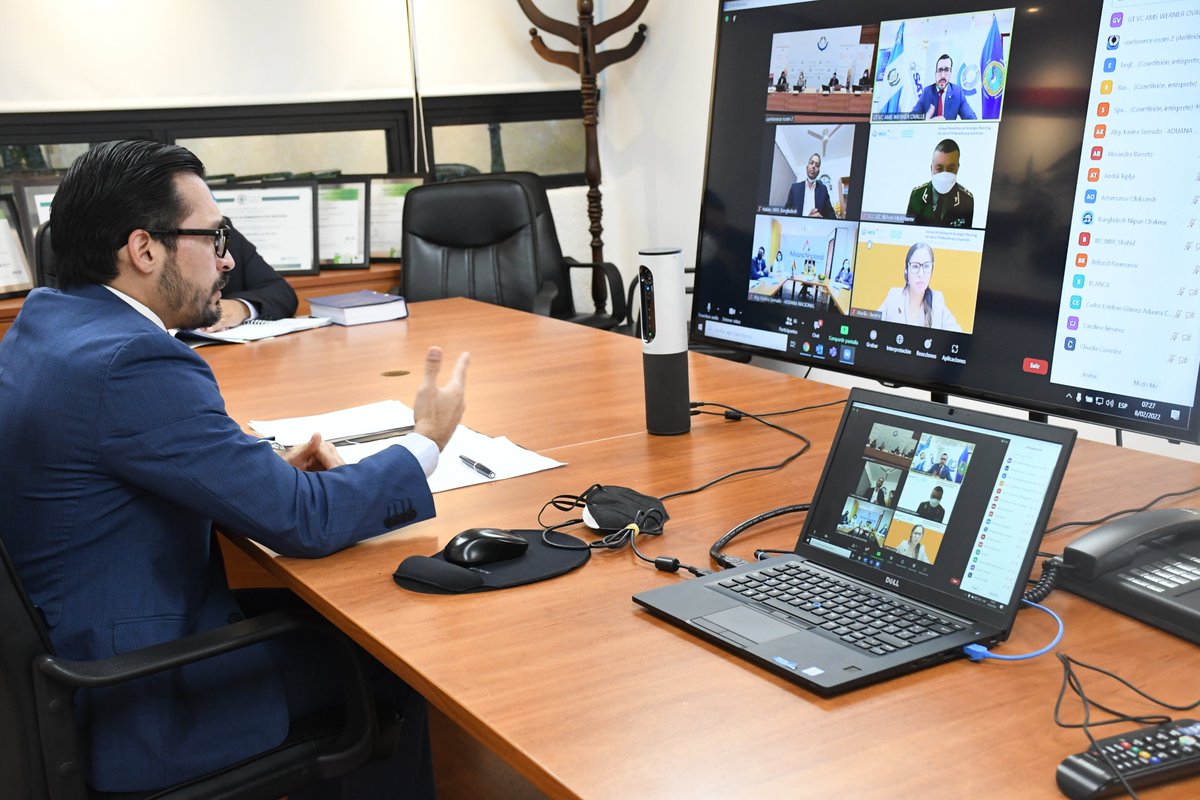 WCOAMERICARIBE's tweet photo. ▶️ El Vicepresidente Regional de @WCOAMERICARIBE, @wovallesat participó en la apertura del "Taller Virtual sobre Planificación Estratégica para los países beneficiarios del Programa Global SECO-OMA para la Facilitación del Comercio" organizado por @WCO_OMD https://t.co/wWDjHVehad