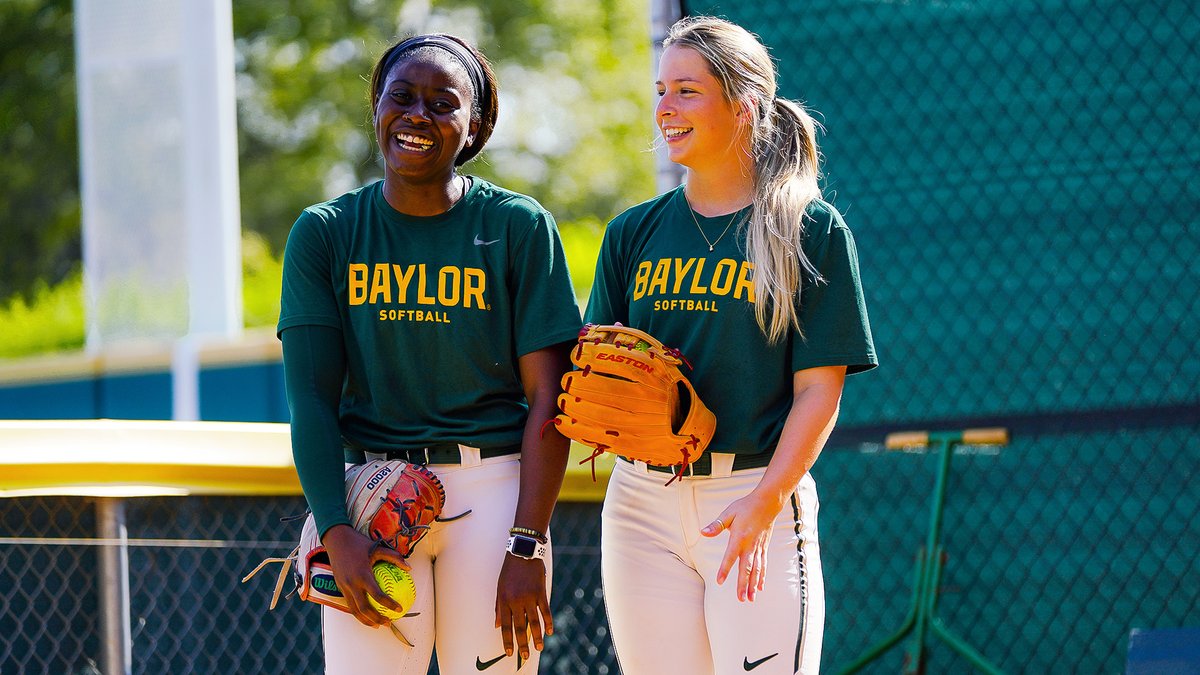 BaylorAthletics's tweet photo. Look who's back this week 👀👏

@BaylorSoftball opens the season on Friday against UT Martin 🥎

#SicEm https://t.co/U2vkfJYCJo