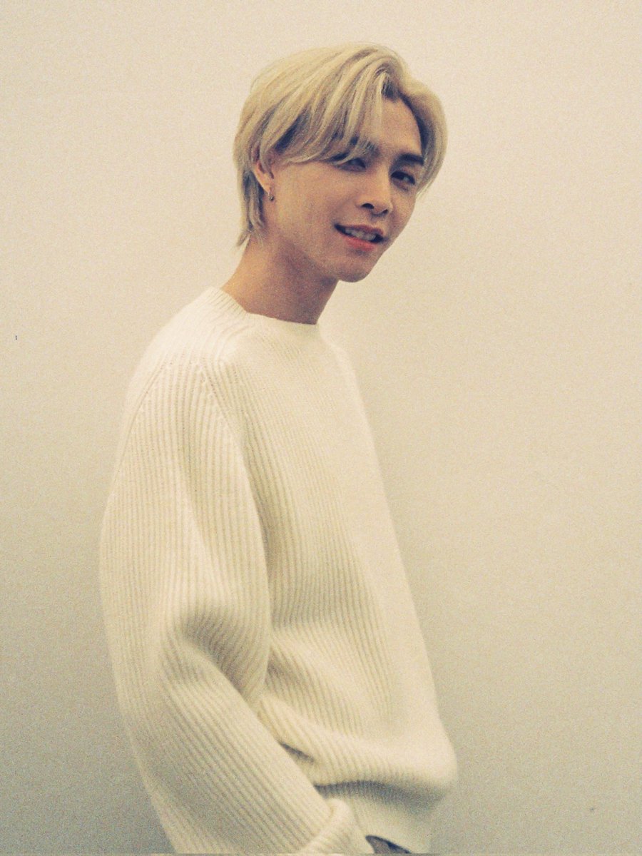 hello there, <a href="/johnnxsuh/">Johnny</a>

i want to say happy birthday to you, may all happiness always be with you and everything you want will come true. 

sincerely, your prettiest ex