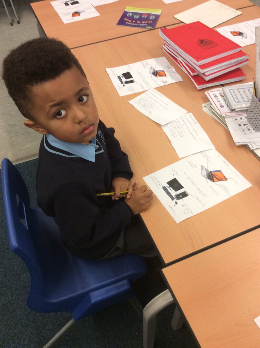 ditton_ps's tweet image. 1RD have been labelling laptops and desktop computers today in our unplugged computing lesson. 💻🖥 #DittonPrimaryComputing