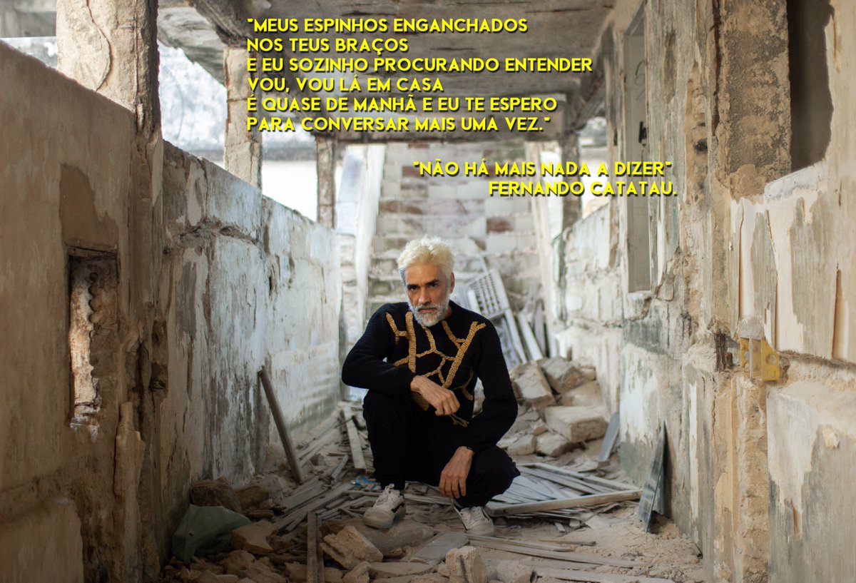 HominisCanidaee's tweet photo. Esse álbum solo do @FernandoCatatau é bom sim, mas mais importante do que ele ser bom, é que ele volta a dar luz ao cancioneiro popular romântico, tão comum na história do brega e do sertanejo original da #musicabr e nos temas de sua banda.

Leia ai:

https://t.co/AJCOwqztci https://t.co/8KtfUBwJaI