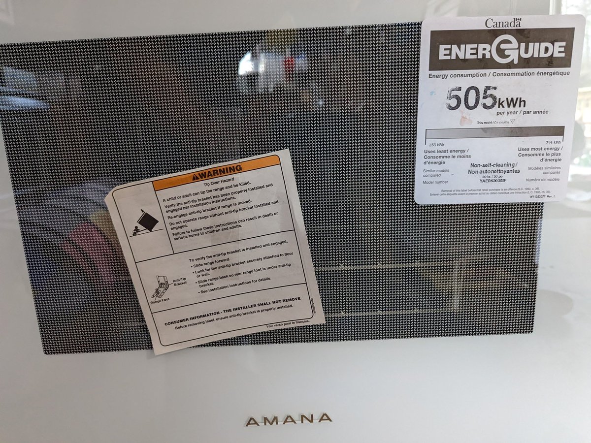 GilbertP4341's tweet photo. I have a brand new stove that was delivered here, but we no longer need it because we just repaired ours instead through warranty. I am looking to sell this ASAP. Make me an offer. I'm in East Hants area. #forsale #twittermarketplace https://t.co/4QIJig3sQL