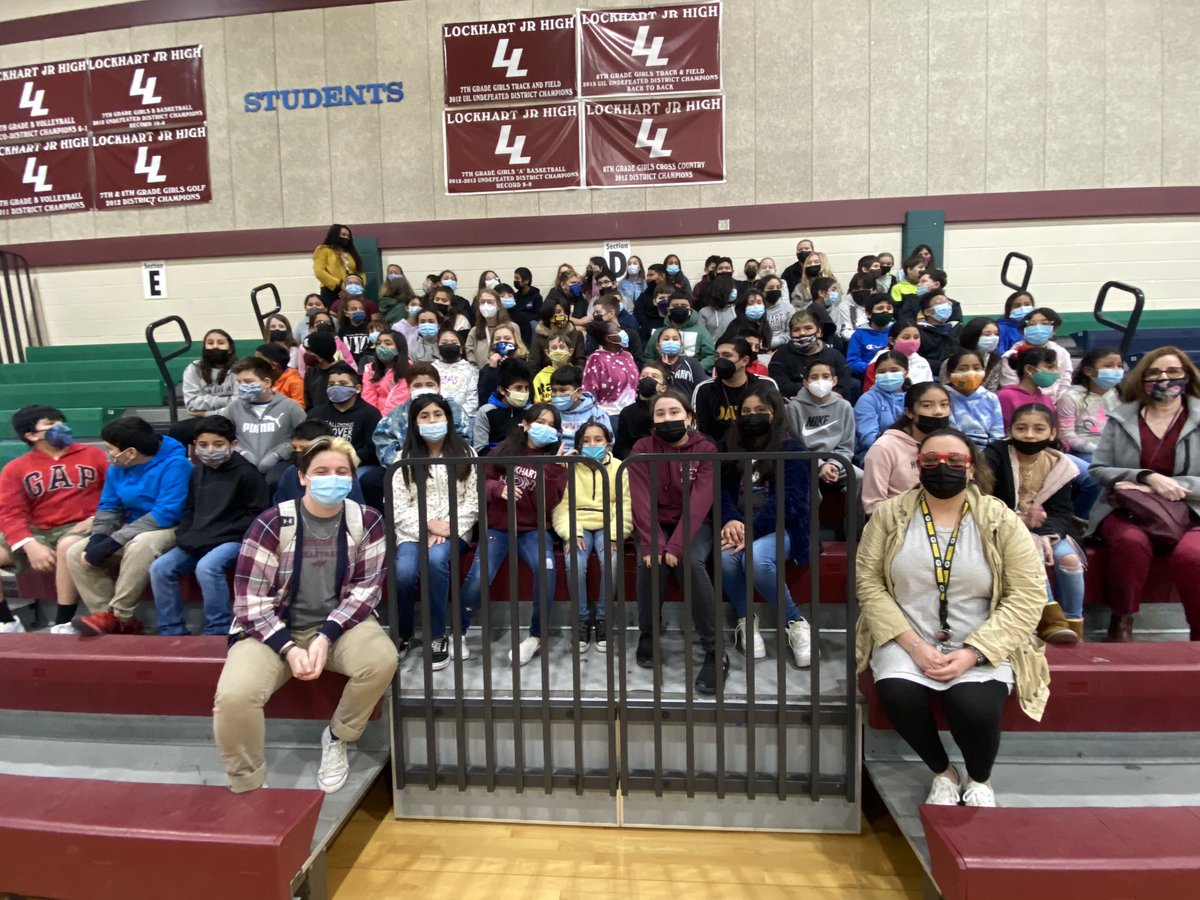 Our 5th graders learning all about ⁦<a href="/Lockhart_JH/">Lockhart Junior High</a>⁩  this morning!  These kiddos are amazing! #bbproud #whataclass