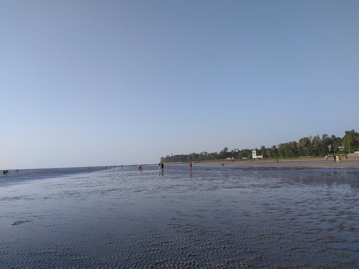 shine279's tweet photo. Traveled after 2 years.
#Alibaug #Beach #WeekendFun
#shine_captures
#Namjooning https://t.co/Rne9U0tk03
