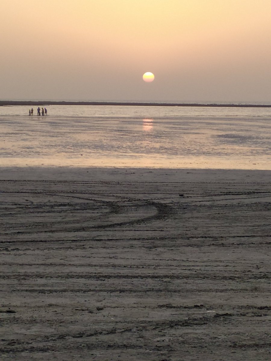 shine279's tweet photo. Traveled after 2 years.
#Alibaug #Beach #WeekendFun
#shine_captures
#Namjooning https://t.co/Rne9U0tk03