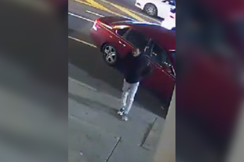 PhillyPolice's tweet photo. Wanted: Suspect for Leaving the Scene Auto vs Pedestrian in the 39th District [VIDEO] https://t.co/wtdxldrcck https://t.co/kG7gXk8p2M