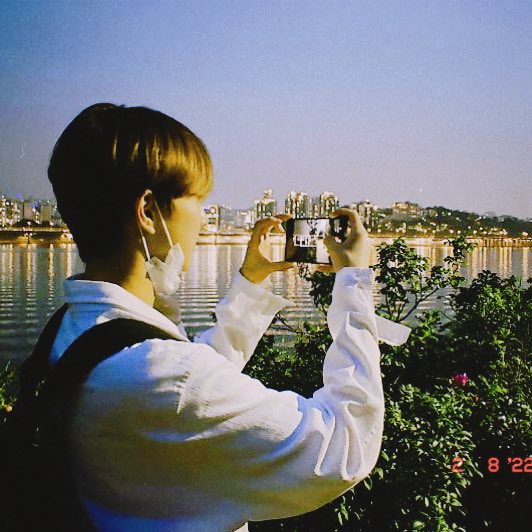 hoonkirangdan's tweet photo. OUR FEBRUARY LOVE JUNGWON

happy birthday jungwon! thank you so much for loving us as much as we love you. i’m so happy to be able to watch you grow as an artist and as a person. i’m so proud of you leader yang. i love you!

#JUNGWONInAMillion
#정원이가_꽃피운_열아홉번째_가든 https://t.co/5h6EKFtC1g