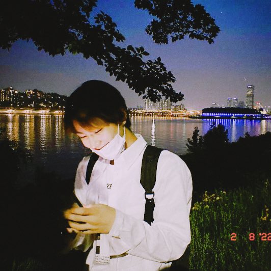 OUR FEBRUARY LOVE JUNGWON

happy birthday jungwon! thank you so much for loving us as much as we love you. i’m so happy to be able to watch you grow as an artist and as a person. i’m so proud of you leader yang. i love you!

#JUNGWONInAMillion
#정원이가_꽃피운_열아홉번째_가든