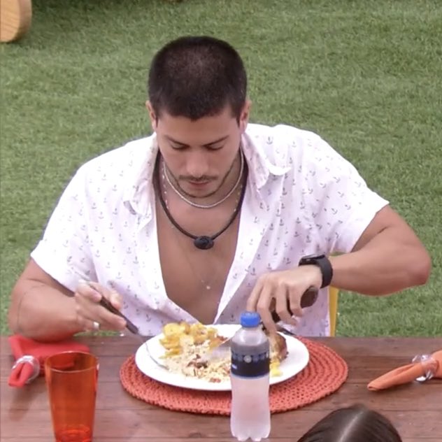 Aguiarthur's tweet photo. Almoço da @seara_brasil 😋🍽 https://t.co/8UIatBhjQJ