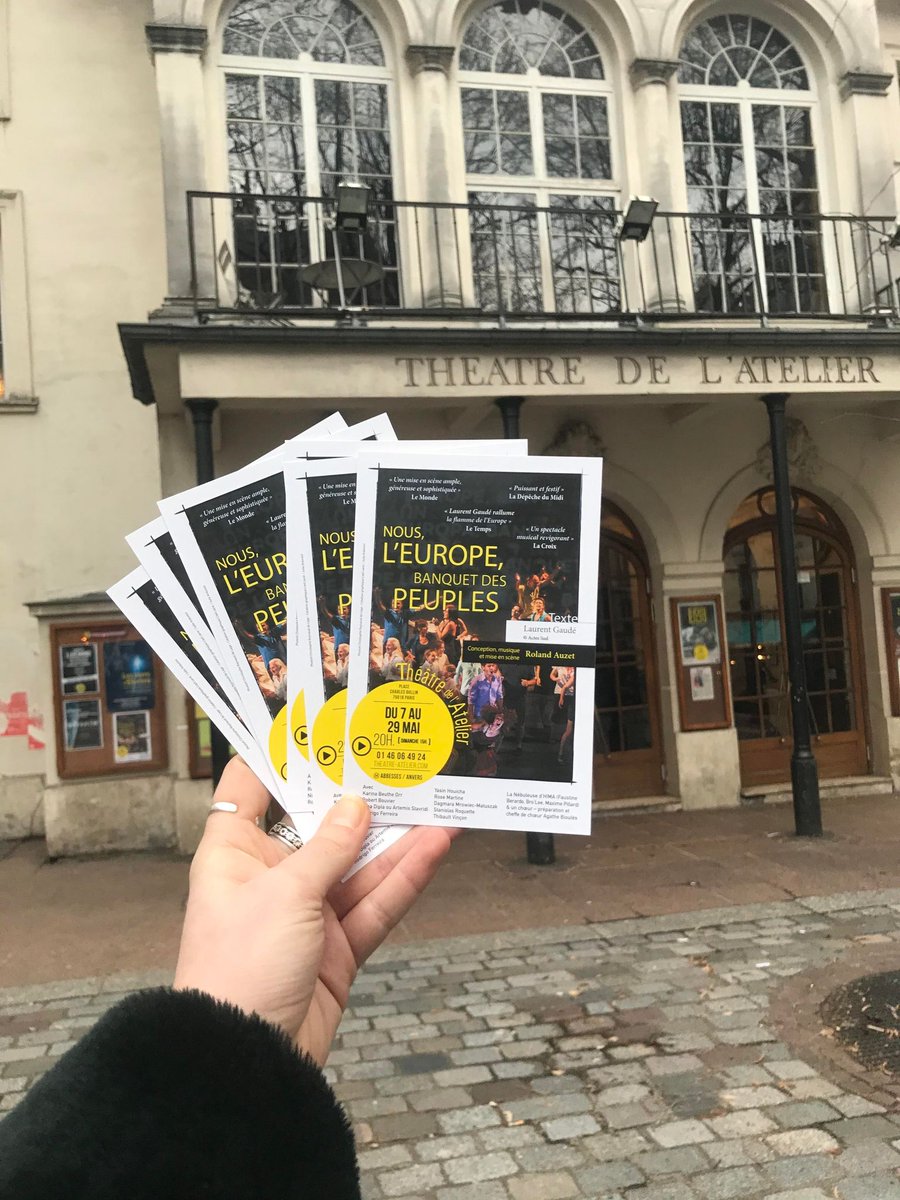 Roland_Auzet's tweet photo. Tous chauds, tous beaux ! Les tracts pour les dates au @Th_Atelier sont arrivés 🤩 du 7 au 29 mai 2022 à Paris (18) - Vous pouvez d'ores et déjà réserver vos places 🎟  : https://t.co/gzPScGFjhV https://t.co/3SioxZOimI