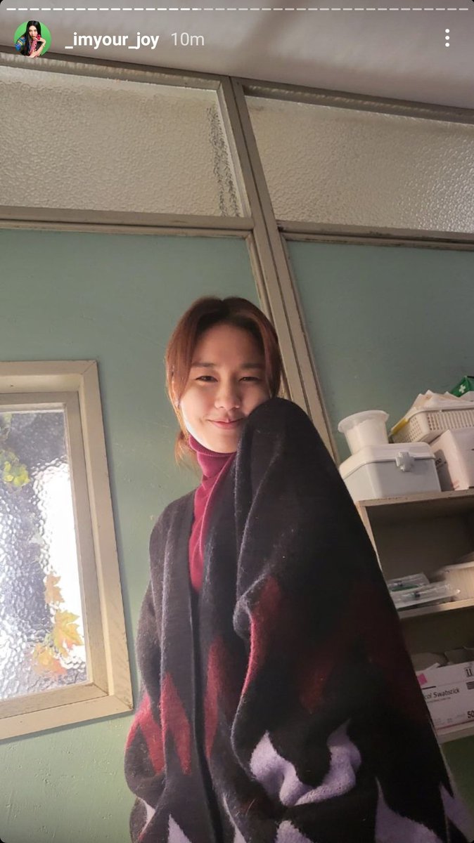 reaslhyn's tweet photo. First two photos are definitely taken using her phone. #Misook π
We finally saw Mipyo in her IG π
And that cutieeee on the last photo https://t.co/adDvGjeScj