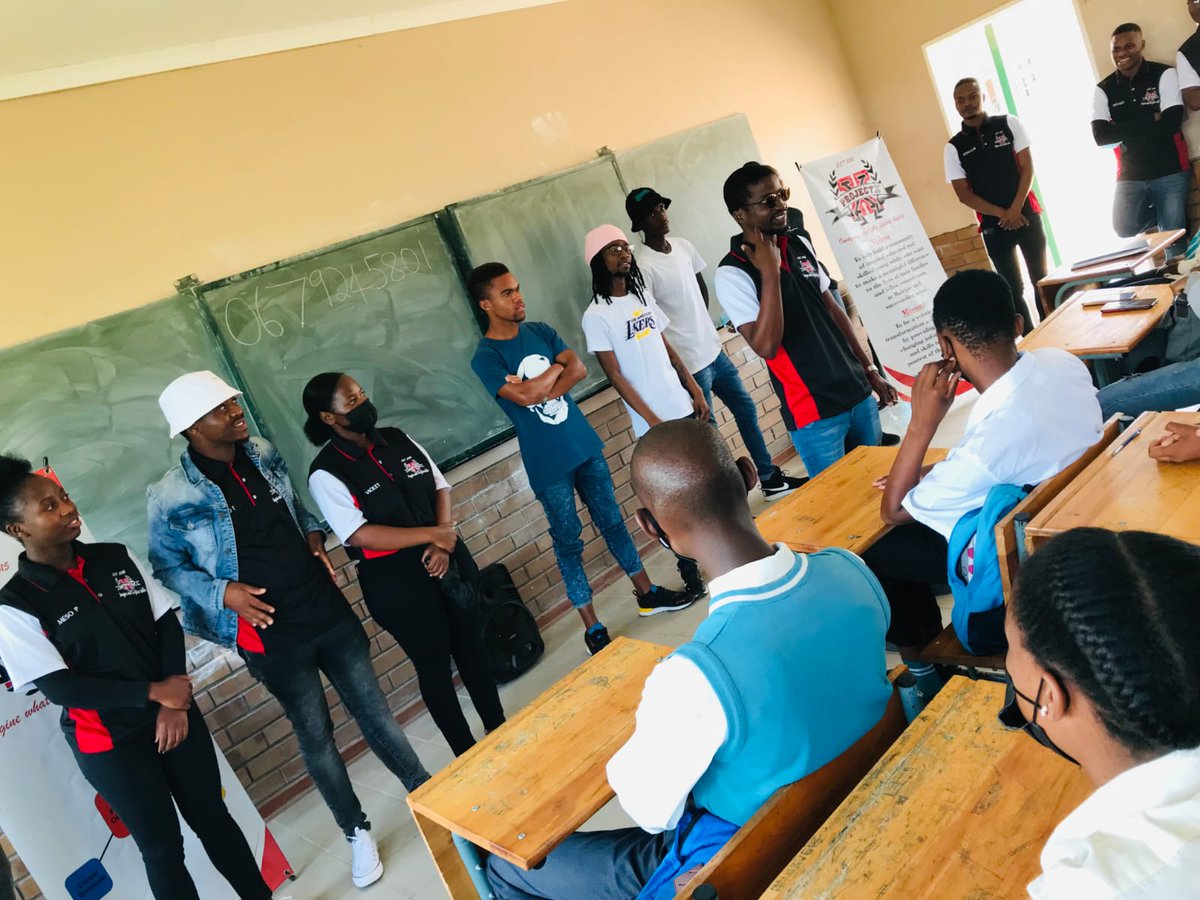 ProjectX_NPO's tweet photo. The leaders, the forerunners, thee Project X_NPO
#projectxcares #imaginewhatthefutureholds #kolotiphakama https://t.co/mcFxFuOAhX
