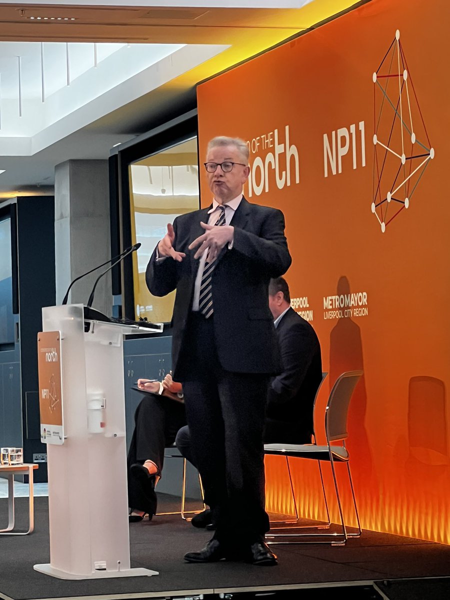 SimoneRoche's tweet photo. ‘With poWEr comes great responsibility• @michaelgove we couldn’t agree more - important we level up and invest in human infrastructure #powerupcollective @PowerPlatform_ #WeArePower https://t.co/izAgFaISmk