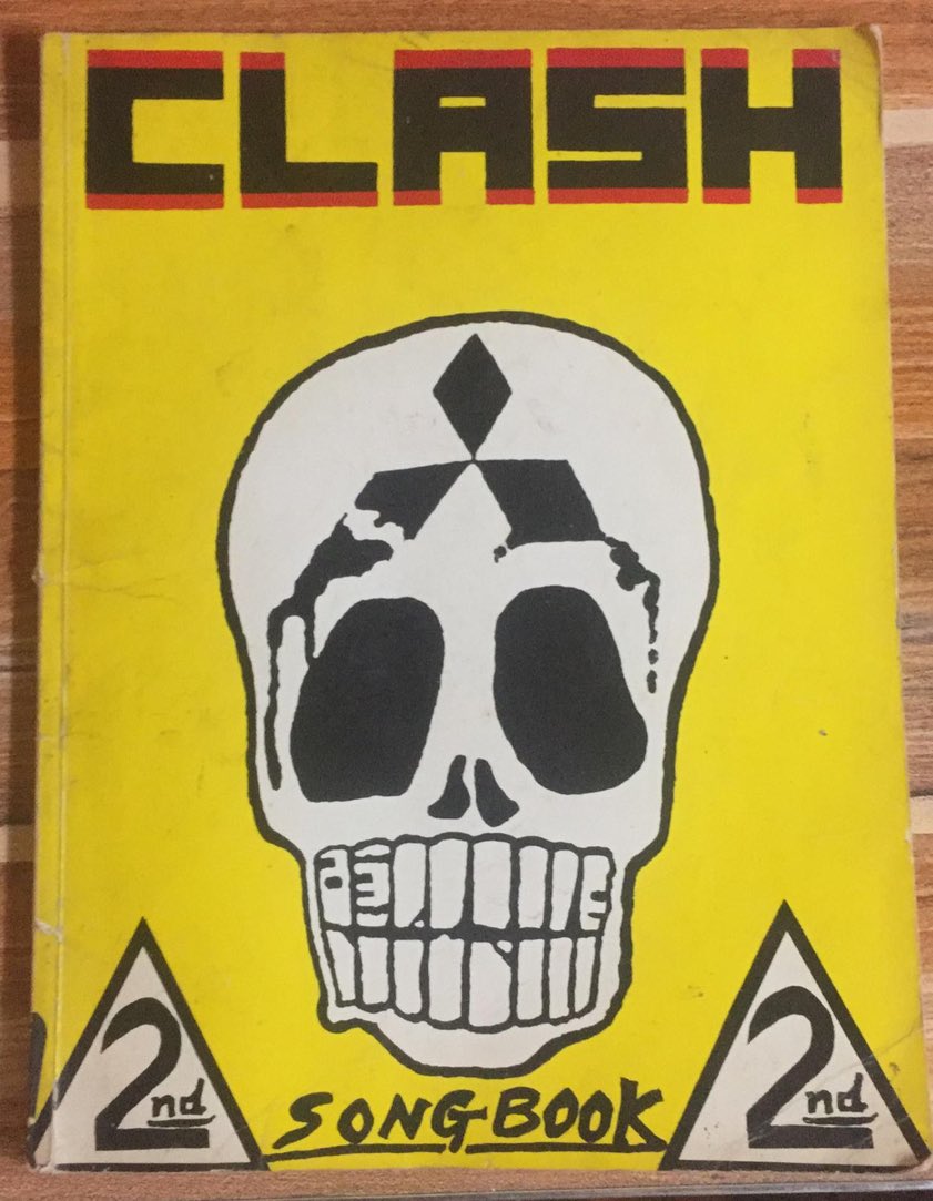 Recuerden que hoy estaremos sorteando esta 💎. 

¿Cómo participar? 
1. Darle RT (sólo RT, no citar el mismo).
2. Seguir a <a href="/elbloqueradio/">El Bloque Radio</a> 
3. Seguir a <a href="/radiomandingauy/">Radio Mandinga I Radio Show</a> 

Listo, 3 simples pasos para ganar. Suerte!🍀 

#InternationalClashDay <a href="/intlclashday/">International Clash Day</a> <a href="/kexp/">kexp</a> > gracias <a href="/PatoC89/">@PatoC89</a>