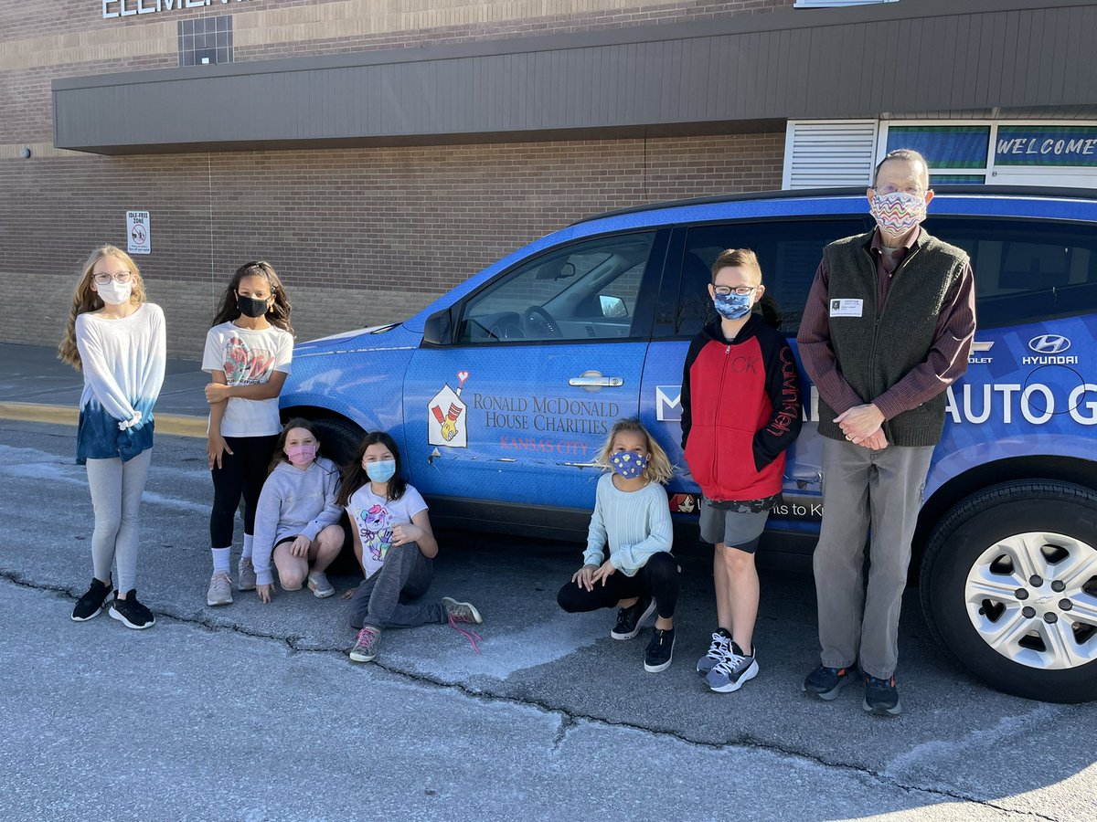 davis_gators's tweet photo. StuCo is passing off over 107 pounds of pop tabs to the Ronald McDonald house this morning!  Supporting our community one pop tab at a time! Save them up for next year! https://t.co/YPbA9kuN1w