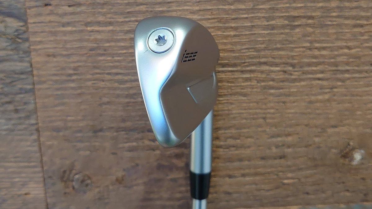 As the replacement to the i500, the i525 has big boots to fill.

<a href="/PINGTourEurope/">PING Golf Europe</a>'s new players distance iron delivers speed and forgiveness, but it's the improvement in feel that really stands out 👏

My review 👉 bit.ly/3HE0Rjo
Tech explained 👉 bit.ly/3Ll8fCu