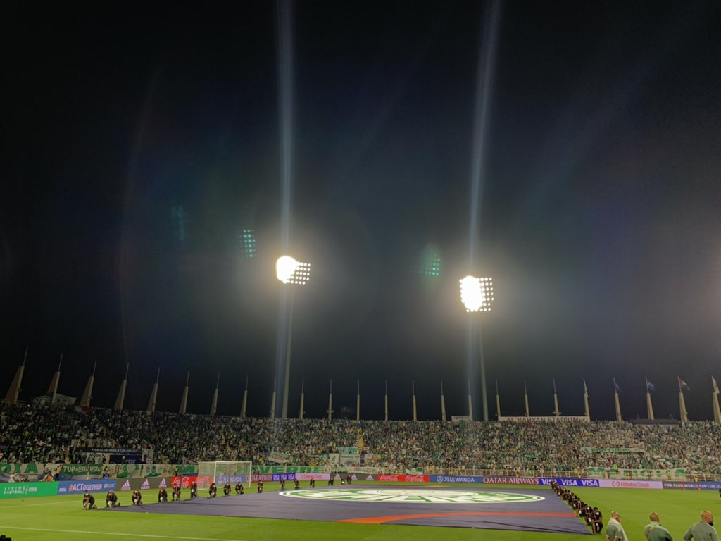 Palmeiras's tweet photo. JOGAREMOS JUNTOS! AVANTI PALESTRA 💚👊

#AvantiPalestra #PALxAHL
#JuntosPeloBi https://t.co/08wwb9oEAD