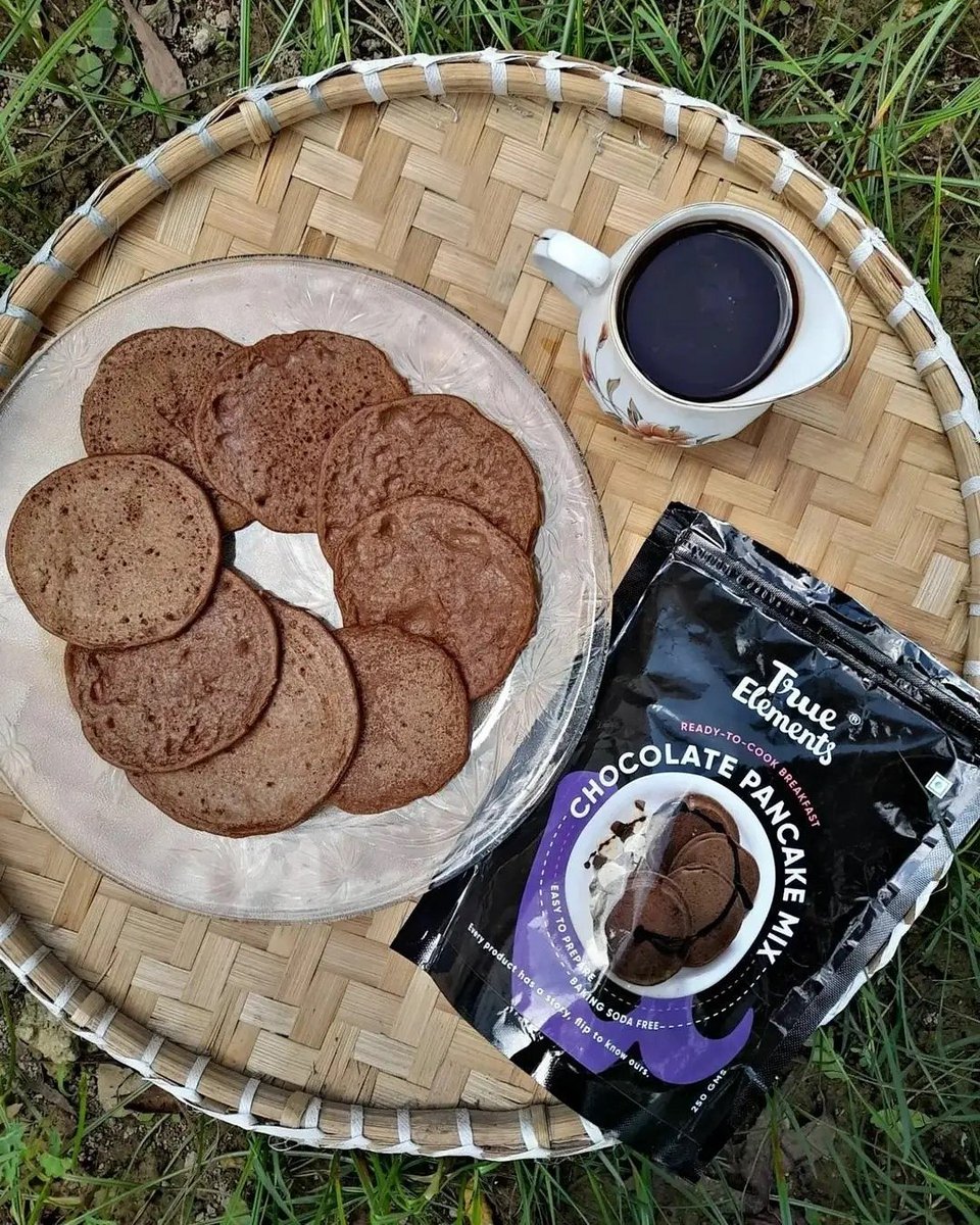 trueelements's tweet image. Tuesday just got better.

By:  @life_in.food 

#TrueElements 
#FoodthatDOESNOTlietoyou 
#ChocolatePancake #TuesdayThoughts