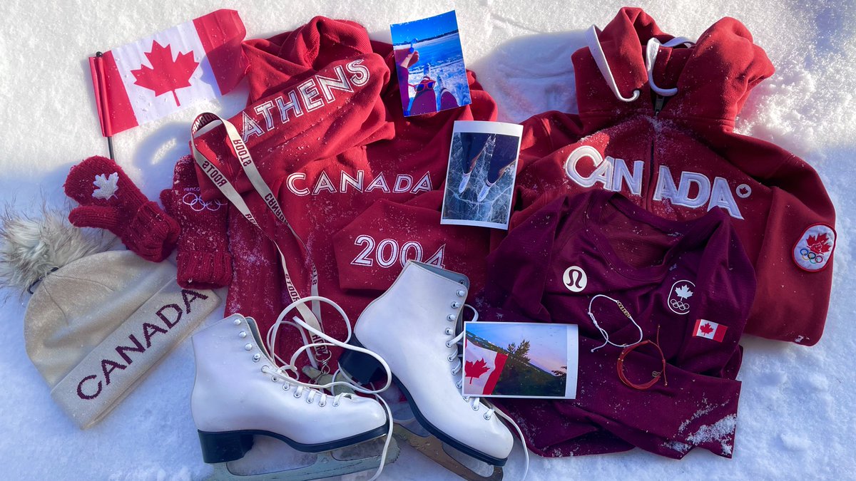 It's the most wonderful time of the year! Good morning, Canada. My olympic collection. @hudsonsbay @ROOTS @lululemon It just keeps gettin' better. ❄️😎🍁 #TeamCanada #Beijing2022 #WinterOlympics #WeAreWinter #GoWithTheSnow #FormerFigureSkater 🥶⛸🇨🇦❄️