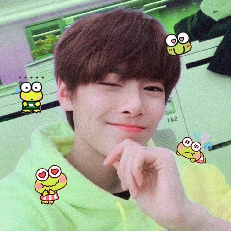 WINTEOKlM's tweet photo. Happiest birthday to my beloved baby fox! I might not be the first one to say birthday to you but I wish I’m the last one to say it. I hope this year would be another best year for you. Some of the obstacle might be there but I believe you could pass it💚 https://t.co/toYB214nGg
